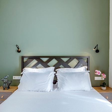 The Heart Of Syra - Your Home In Ermoupolis Extérieur photo