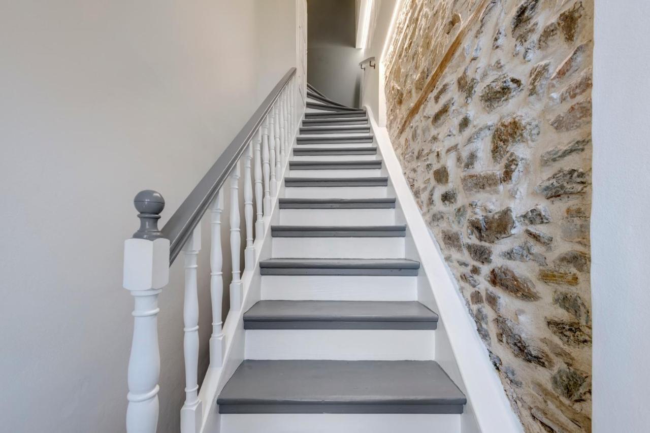 The Heart Of Syra - Your Home In Ermoupolis Extérieur photo