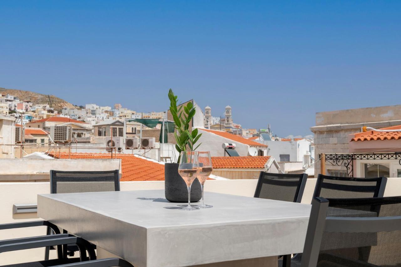 The Heart Of Syra - Your Home In Ermoupolis Extérieur photo
