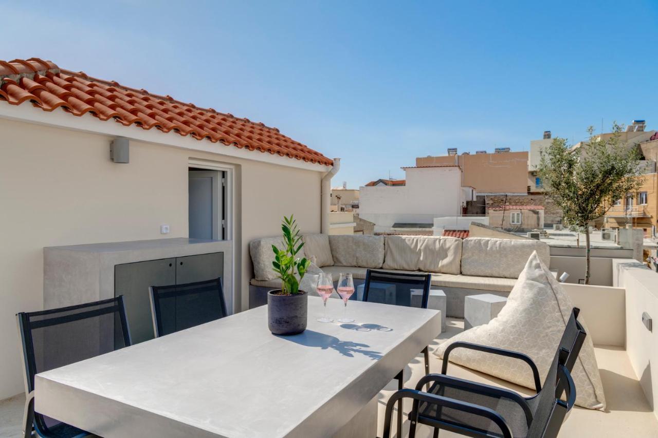 The Heart Of Syra - Your Home In Ermoupolis Extérieur photo