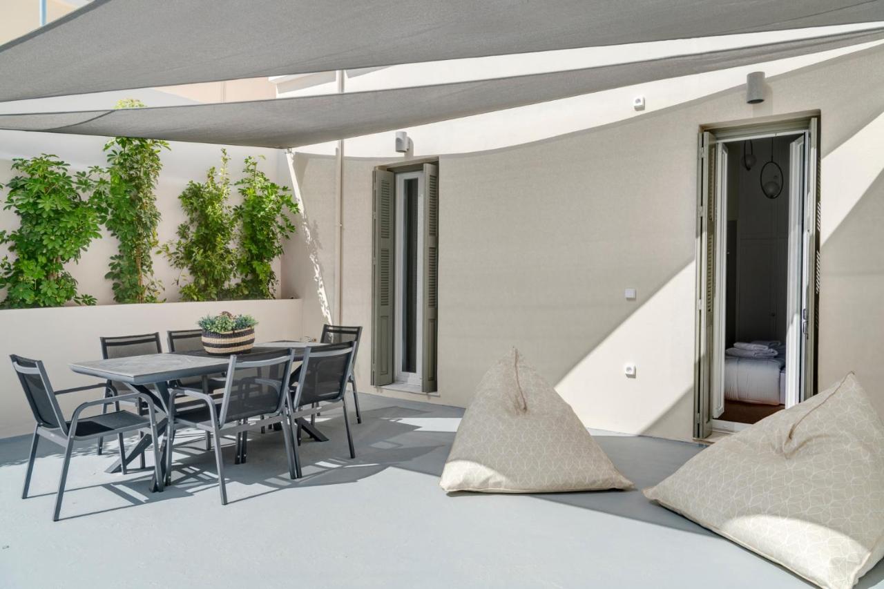 The Heart Of Syra - Your Home In Ermoupolis Extérieur photo