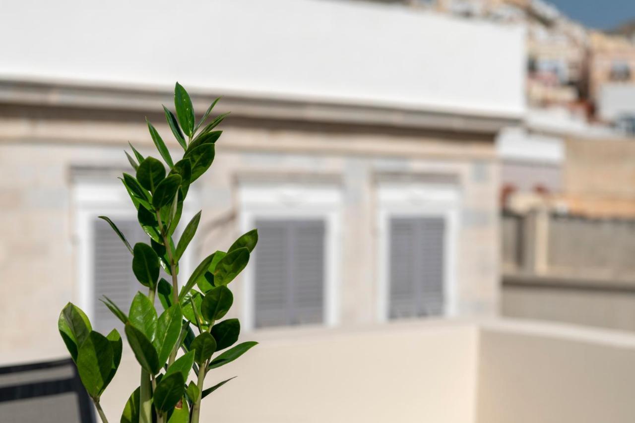The Heart Of Syra - Your Home In Ermoupolis Extérieur photo