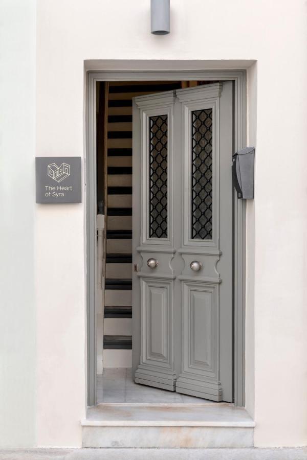 The Heart Of Syra - Your Home In Ermoupolis Extérieur photo