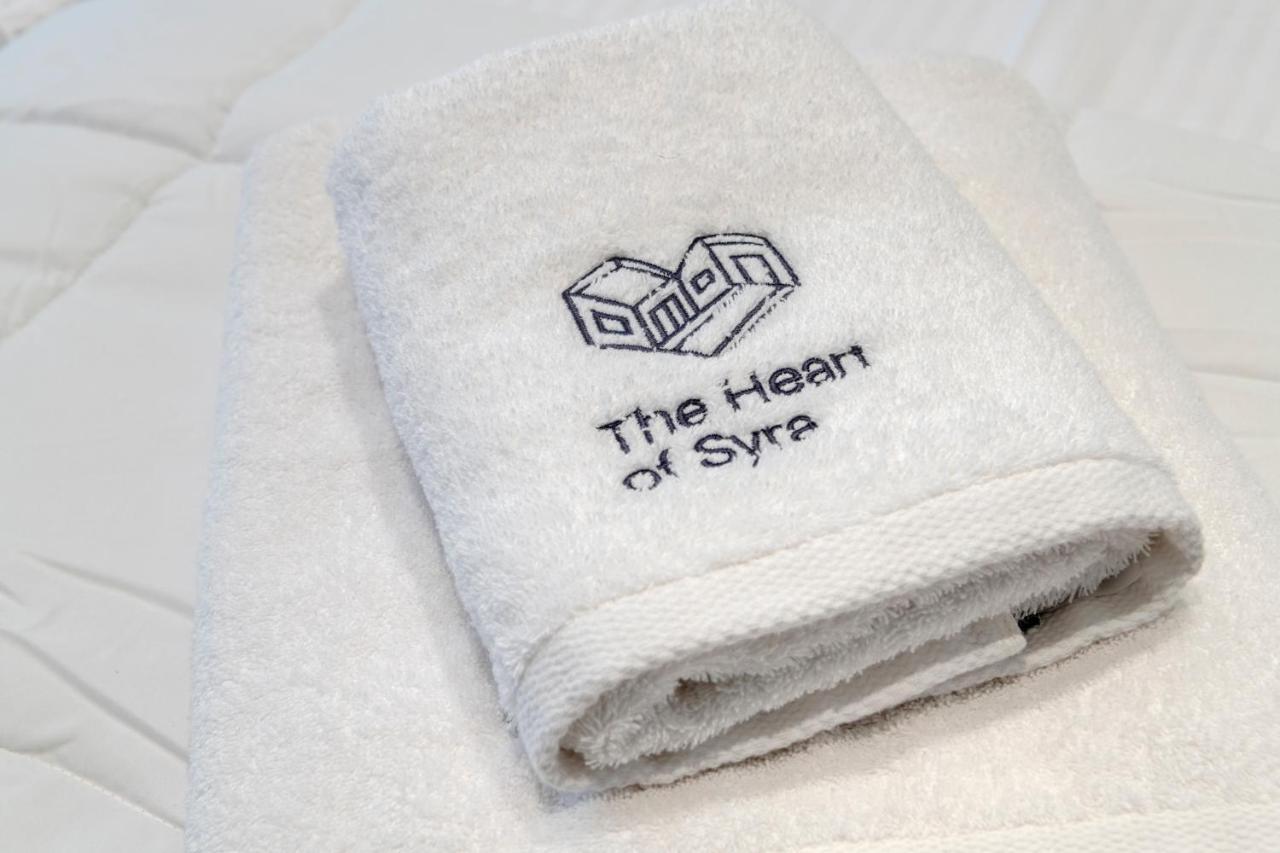 The Heart Of Syra - Your Home In Ermoupolis Extérieur photo