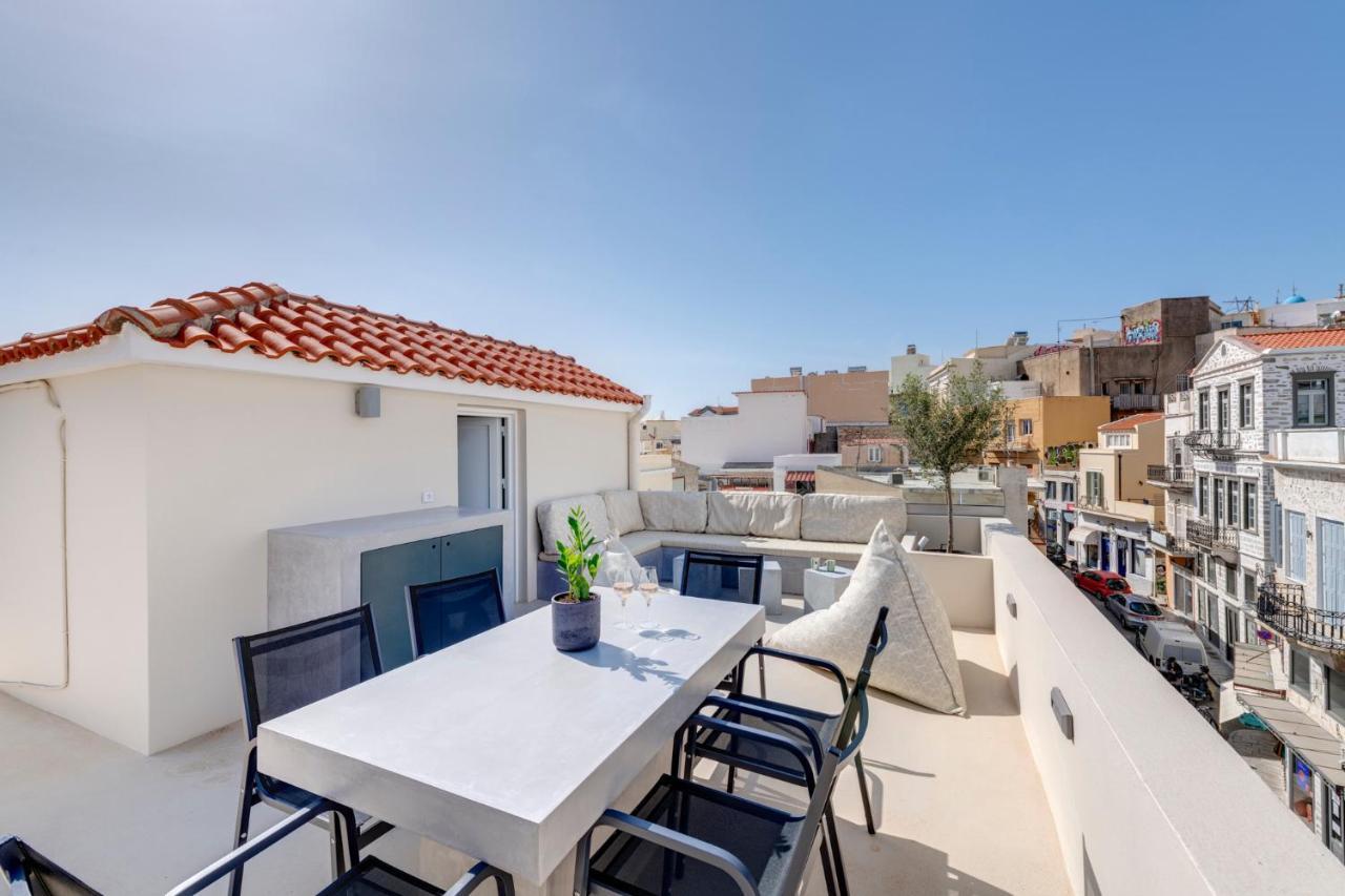 The Heart Of Syra - Your Home In Ermoupolis Extérieur photo