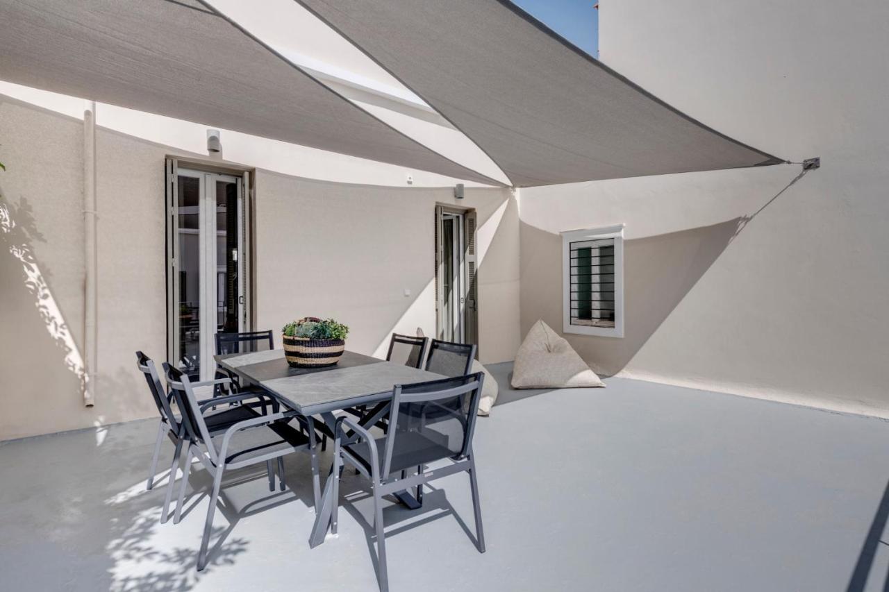 The Heart Of Syra - Your Home In Ermoupolis Extérieur photo