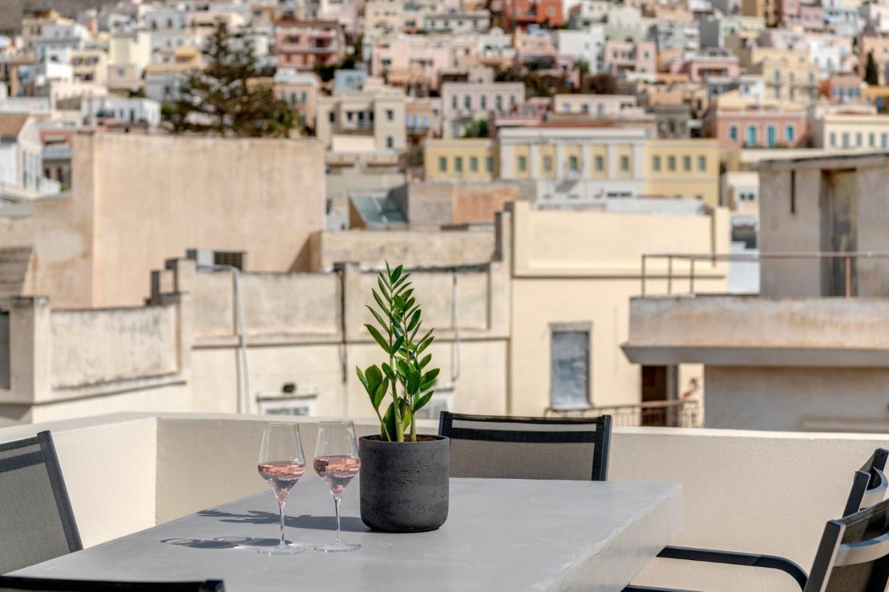 The Heart Of Syra - Your Home In Ermoupolis Extérieur photo