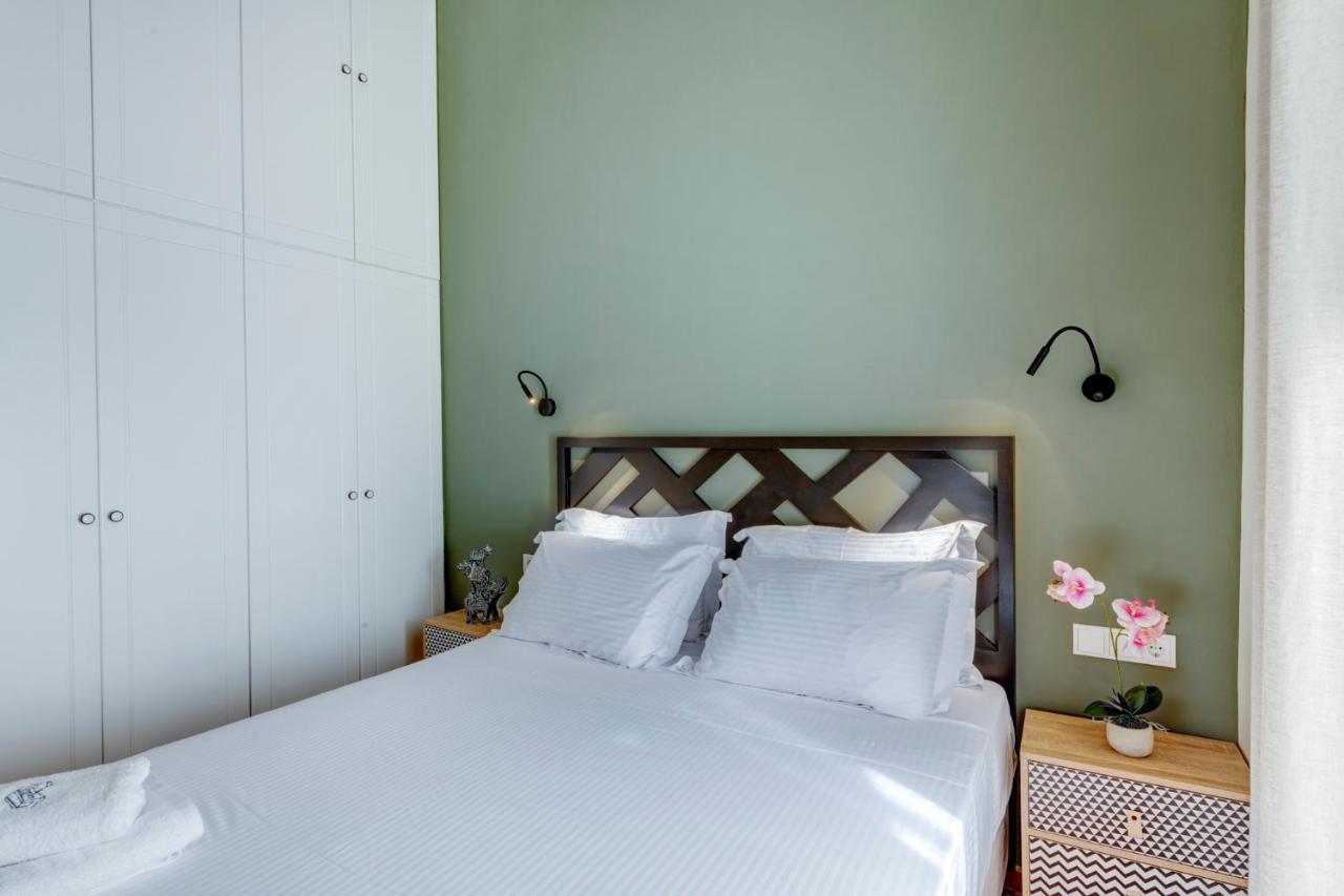 The Heart Of Syra - Your Home In Ermoupolis Extérieur photo